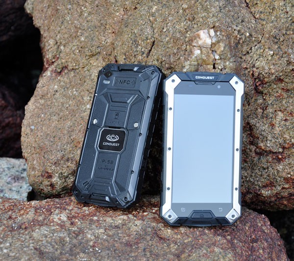 Conquest S6 – защищенный телефон, ориентированный на покупателей, которые хотят иметь дело с надежной электроникой.